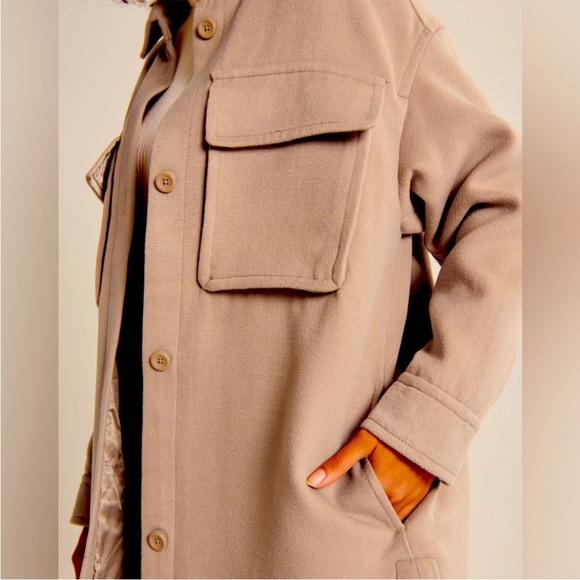 Abercrombie & Fitch Tan Oversized Shirt Jacket Size Medium Shacket - Picture 4 of 16